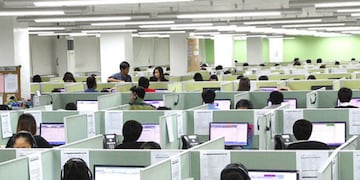 Una joven contó cómo la despidieron de un call center en Córdoba.