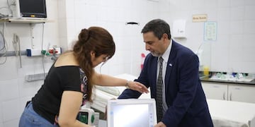 El hospital atiende a aproximadamente 300 pacientes diarios, además de los servicios ambulatorios.