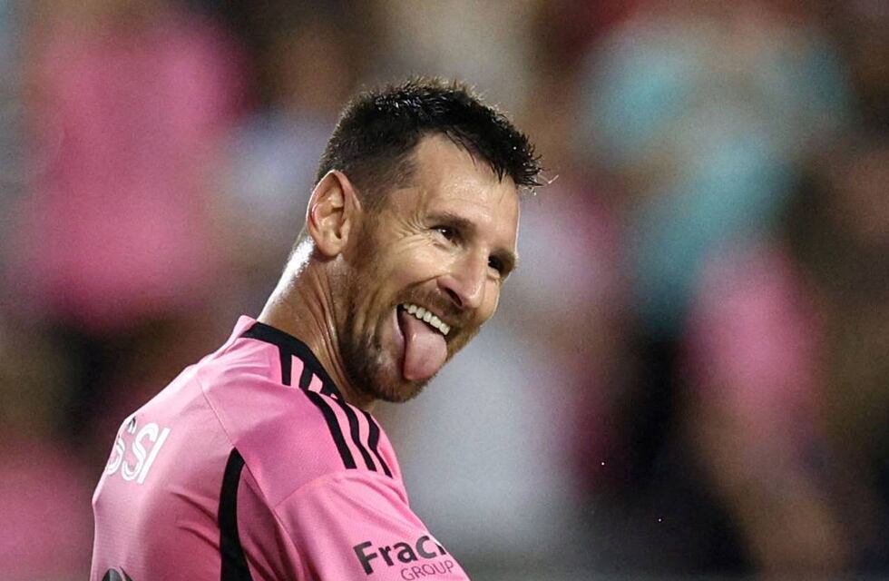 Rosario inauguró un mural de Lionel Messi frente a su primer club de fútbol