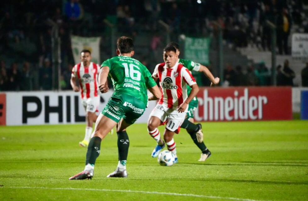 Instituto: está encendido Santiago Rodríguez, con doblete para ganar en Junín