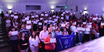 Entregaron 154 certificados del curso de lengua de señas argentinas en Rafaela y ya son 1200 desde 2014