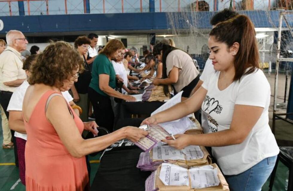 Boleto gratuito para jubilados: última entrega en papel en la Capital hasta el 5 de marzo