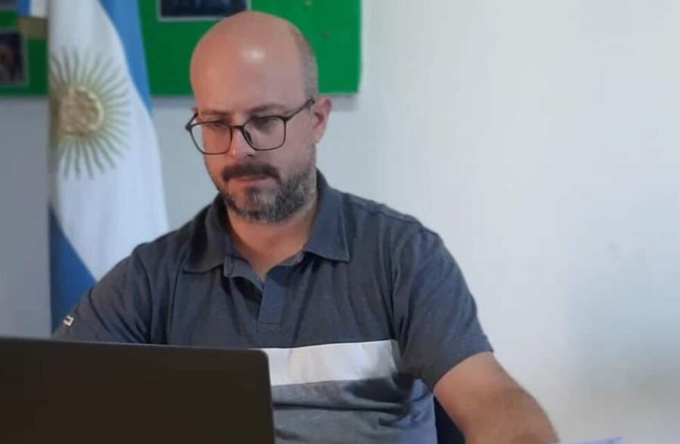 Daniel Medina representó a Coronel Rosales en la audiencia pública del ENARGAS