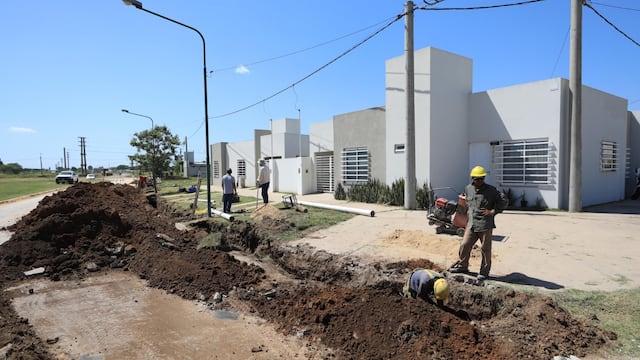 Comenzó la obra de cloacas en el barrio La Cañada