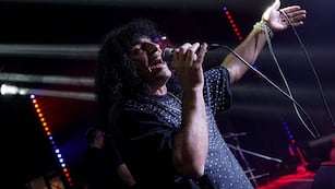 Cachumba comienza su gira por Europa.