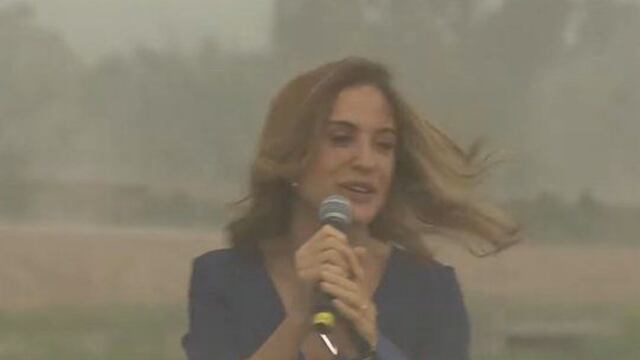 Victoria Tolosa Paz fue sorprendida por el temporal en medio de un discurso