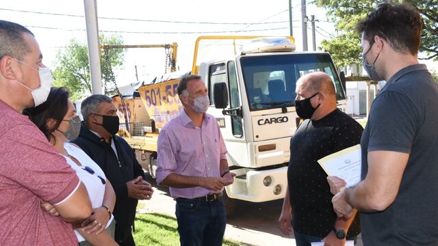 Entregaron obleas a los transportistas de residuos