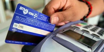 Otra ancla para la recuperación: el crédito al sector privado sigue cayendo en términos reales. (Archivo)