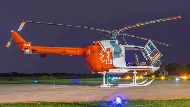 Helicóptero biturbina es una unidad de terapia intensiva aérea, con la capacidad de aterrizar en cualquier lugar donde una emergencia médica lo requiera (Web empresa UVT)