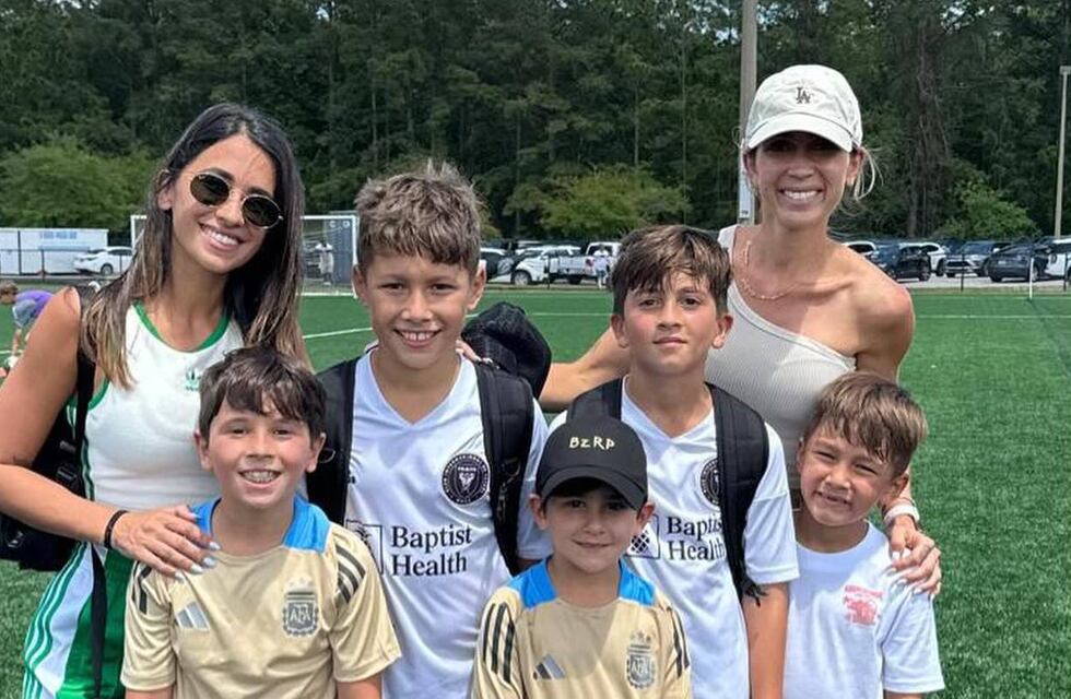 Antonela Roccuzzo se emocionó con la dupla futbolera de Thiago Messi y Benjamín Suárez