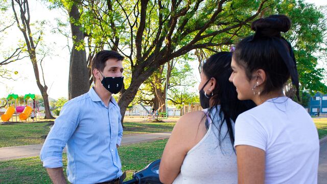 Leonardo Viotti mantiene habitualmente encuentros con vecinos