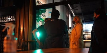 Clausura de bar en Avenida Estrada