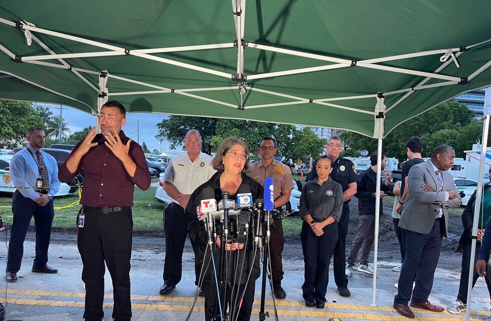 Derrumbe en Miami: la alcaldesa afirmó que no se encontraron más víctimas y continúa la búsqueda