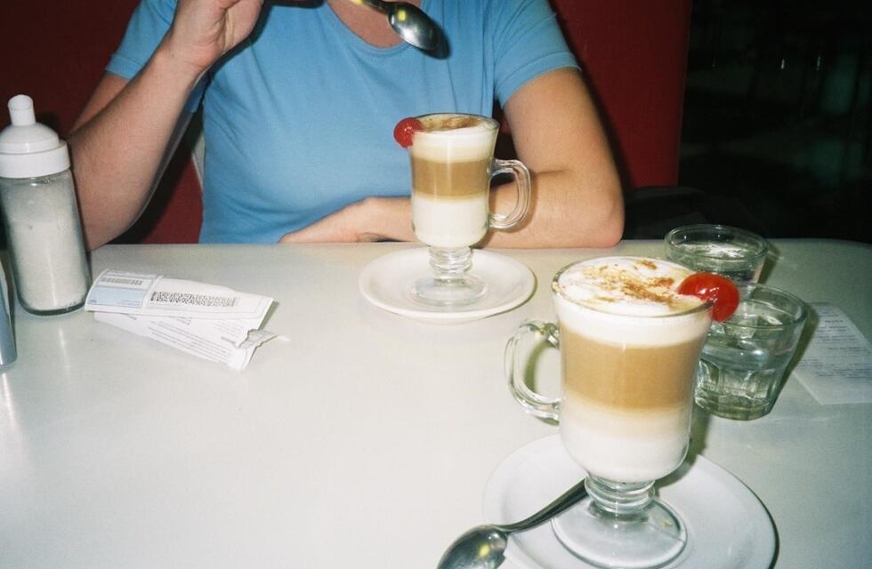 La artista Virginia Molinari presenta su libro en el Museo Municipal de Arte “Dr. Urbano Poggi”