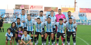 Amistoso Racing-Estudiantes, con un debut en el arco Académico.
