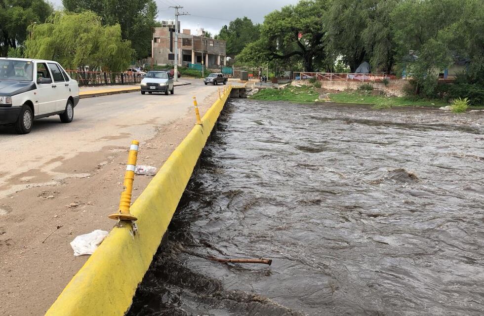 En fotos: así vivió Carlos Paz el temporal que trajo dificultades a los vecinos