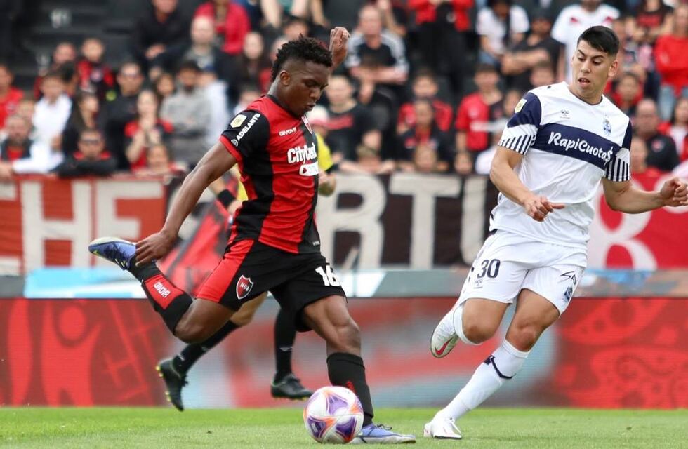 Djorkaeff Reasco y su bomba de gol para Newell’s: “Ya la tenía en la mente”