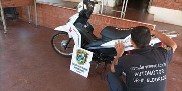 Eldorado: retienen motocicleta con papeles adulterados.