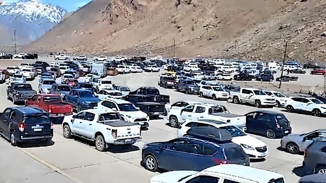 Intenso movimiento de Chilenos en el paso internacional hacia Mendoza. Foto: Gentileza