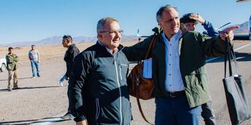 El gobernador de la provincia, Raúl Jalil junto a Marcos Bulgheroni CEO de Pan American Energy Group (PAEG)