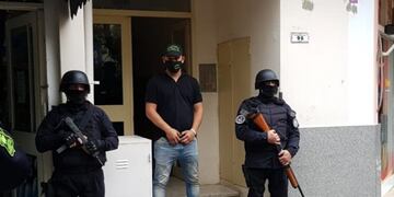 La PEN llevó a cabo la detención de una policía