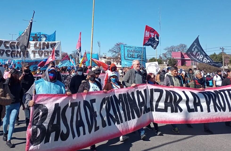 Una marcha reclamó contra la “criminalización de la protesta”