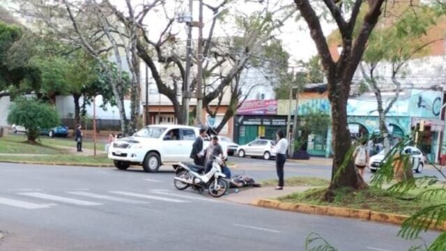 Un motociclista terminó lesionado tras siniestro vial en Posadas.