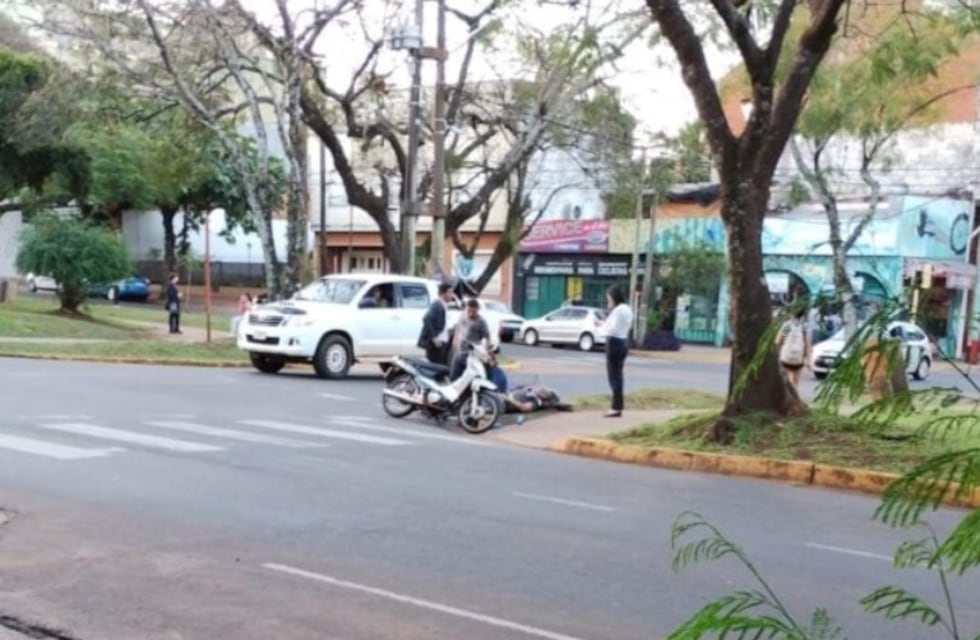 Un motociclista terminó lesionado tras siniestro vial en Posadas