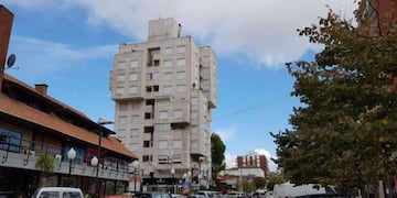 El accidente ocurrió en un edificio del centro de la ciudad de Pinamar. (El Doce)