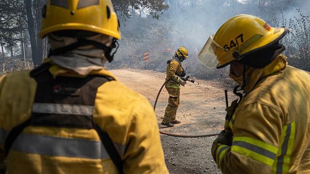 Se suman más bomberos al combate del fuego (Archivo / Gobierno de Córdoba).