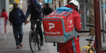 Repartidor de Pedidos Ya (Jose Gutierrez / Los Andes )