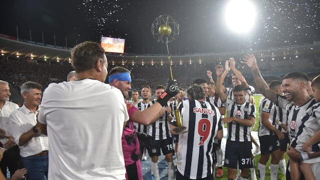 Talleres y Belgrano animaron un clásico espectacular en el estadio Mario Alberto Kempes. Se impuso la T por 3-0. (Fotografías de Pedro Castillo y Facundo Luque)