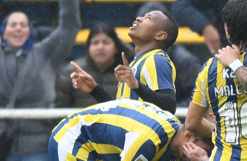 Rosario Central cumplió un año invicto en el Gigante y extendió la racha ante Talleres