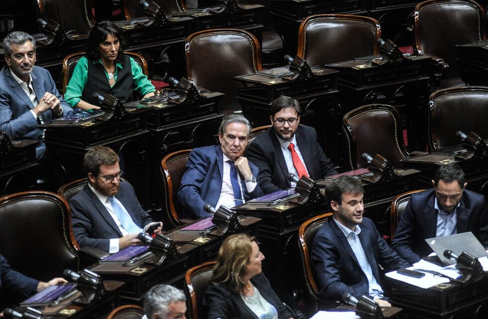 Diputados: la oposición pidió sesión para rechazar el DNU de la SIDE y acorrala al Gobierno