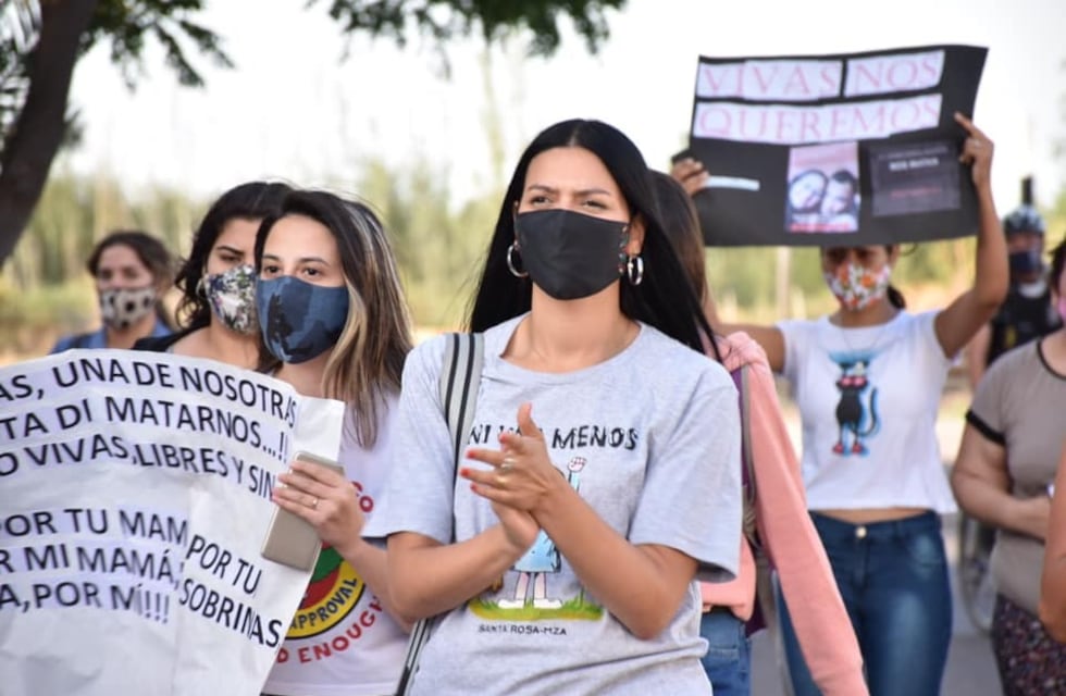 Emotivo mensaje en el Día de la Mujer desde el municipio de Santa Rosa
