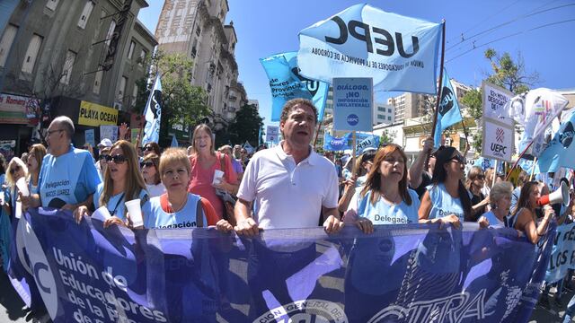 La UEPC llegó a un acuerdo salarial, ¿qué sucederá con el paro en Córdoba?.