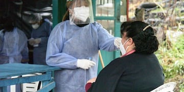 El testeo en busca del coronavirus SARS-CoV2 detectó 689 nuevos casos de Covid-19 en Jujuy este lunes.