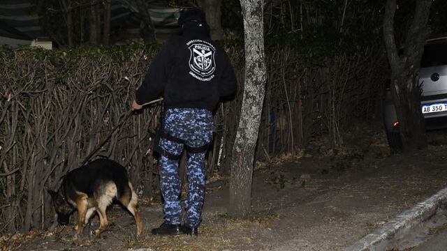 Luego de las declaraciones del hombre que dijo haber matado a Guadalupe Lucero, Policía Federal y Gendarmería rastrillaron el lugar pero no encontraron rastros.