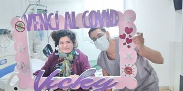 Luego de una larga lucha, Victoria venció al coronavirus y al hongo negro.