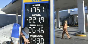 YPF aumentó los precios de los combustibles en Mendoza