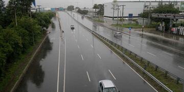 El Servicio Meteorológico Nacional no descarta lluvias aisladas en la ciudad de Córdoba para este martes. (La Voz archivo).