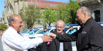 Sergio Berni estuvo en Tres Arroyos y entregó 12 nuevos patrulleros a la policía