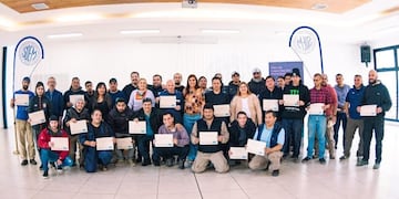 Más de 200 trabajadores municipales finalizaron la primera etapa de formación