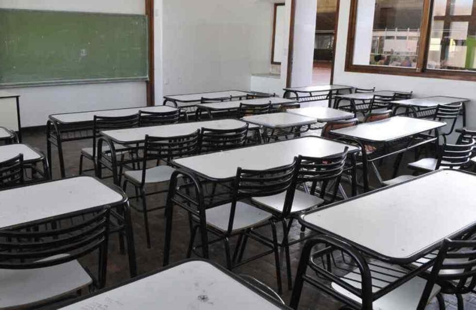 Dos escuelas céntricas suspendieron las clases por casos de coronavirus