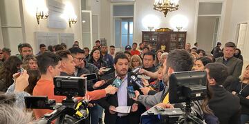 El intendente de Malargüe, Juan Manuel Ojeda, presentó en la Legislatura el proyecto para desarrollar la minería en el departamento sureño.
