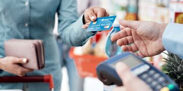 El Gobernador confirmó la prórroga de los Programas “Ahora Iguazú Débito y Crédito”.