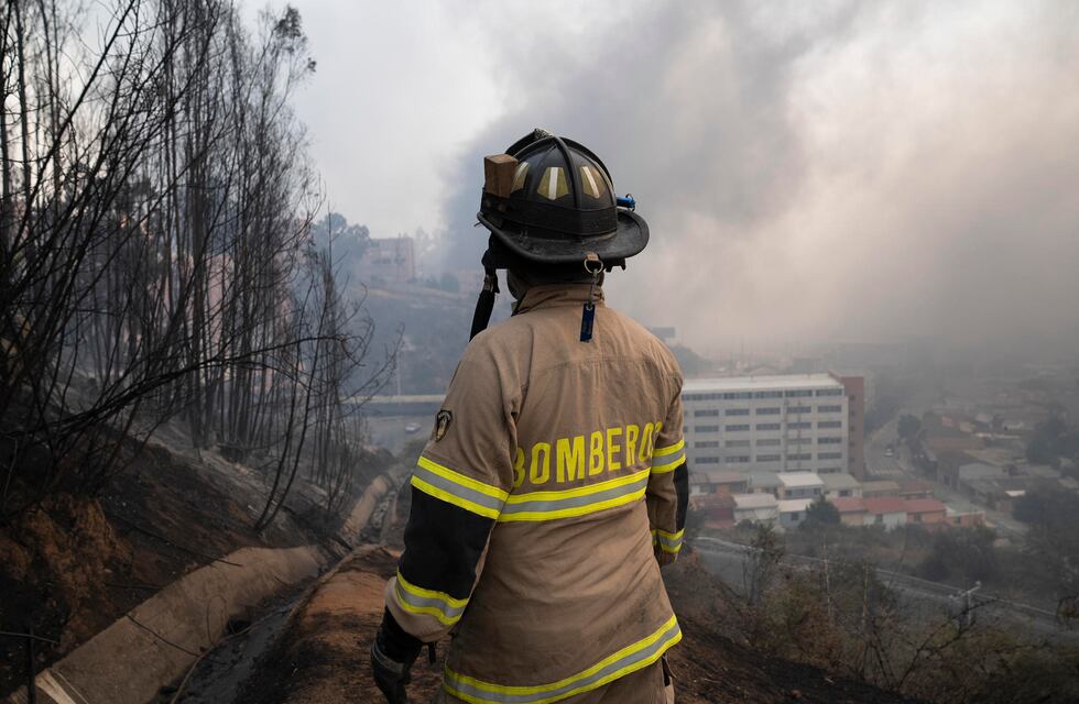 Mendoza ofreció apoyo a Chile en la lucha contra los incendios