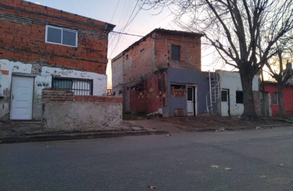 Reportan doble crimen de una mujer y su hijo en una noche con cuatro homicidios en Rosario