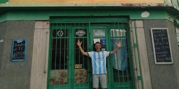 Carlitos Roba y el Autoservicio Rocca Hnos, que cierra sus puertas el lunes 31