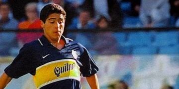 Juan Román Riquelme debutó hace 25 años con la camiseta de Boca